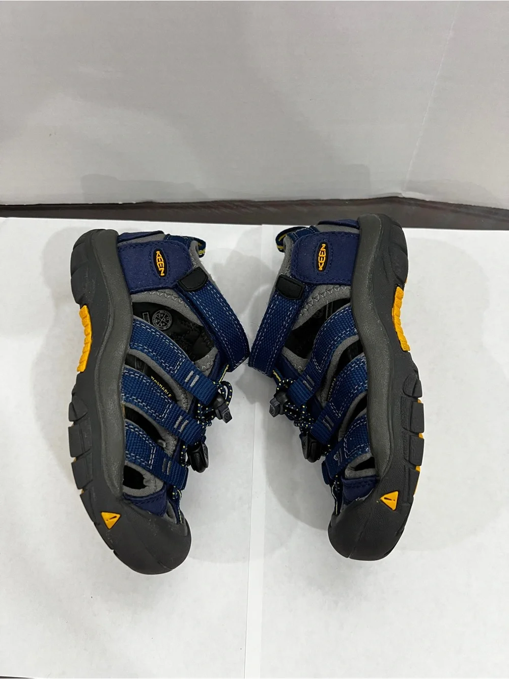 Keen Hiking water Sandal Shoes Newport H2 Navy Blue Closed-Toe Sport Size 11 T